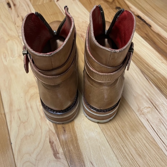 Bed Stu- Booties Sz 6.5 - Picture 3 of 6